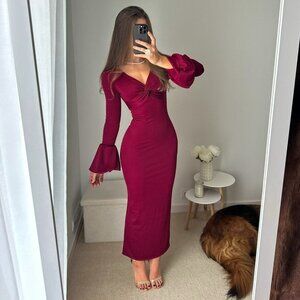 Burgundy Italian Romantic Bodycon Dress – Elegant & Feminine
